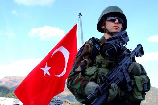 TCG Giresun Fırkateyni Aden Körfezi'nde görev yapan uluslararası deniz gücüne katılmak üzere Marmaris Aksaz'daki deniz üssünden yola çıktı.