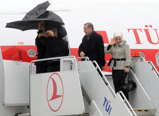 Başbakan Recep Tayyip Erdoğan, İstanbul temasları sırasında objektiflere yansıyan 44 fotoğraftan oluşan ''Başbakan İstanbul'da'' sergisinin açılışını yaptı.