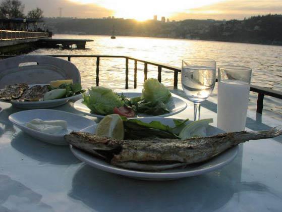 Rakı: Akcinnü