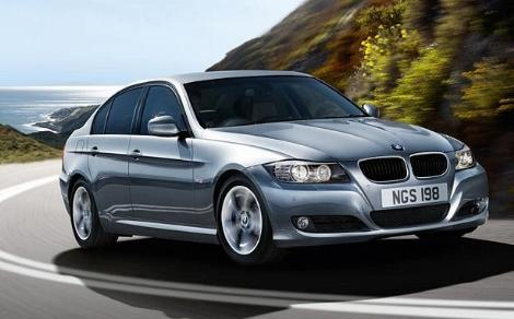 BMW 3 SERİSİ
3 Serisi, BMWnin en çok satan modeli olmaya devam ediyor. 2010da bu modelden İngilterede toplamda 42 bin 20 adet satıldı.