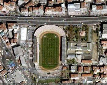 Ali Sami Yen Stadyumu'nun resmî açılışı 20 Aralık 1964' te Türkiye-Bulgaristan karşılaşmasıyla yapıldı. Adını Galatasaray'ın kurucusu Ali Sami Yen`den alan stadyum, 49 yıllığına Galatasaray Futbol Takımına kiralandı.1962 yılında arsa Galatasaray Futbol Kulübüne devredildi. Stad 1,400 lüks 290 KVA Philips marka projektör ile aydınlatılıyor. Aydınlatılmasına 1965 yılında başlanmış olan stadın aydınlatma sistemi 1993'te yenilenmiştir. Stadın rekor katılımı ise 1987'de Galatasaray-Eskişehirspor arasında oynanan maçta gerçekleşti. Bu maçı 39.000 kişi izlemişti. Stadın şu anki kapasitesi son yapılan genişletme çalışmalarından sonra 22,800 kişidir. Sahanın genişliği ise 68m x 105m'dir.