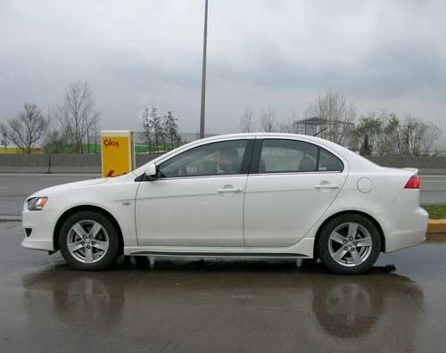 Mitsubishi Lancer