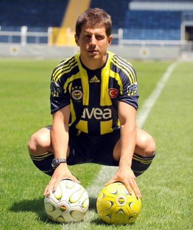 Emre Belözoğlu, 2008 yılında Newcastle United takımından 4,5 milyon euro bedelle alındı.
