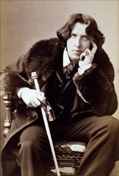 Oscar Wilde

 

"Ya duvar kâğıdı gidiyor ya da ben…”