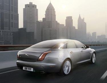 2010 Jaguar XJ tanıtıldı