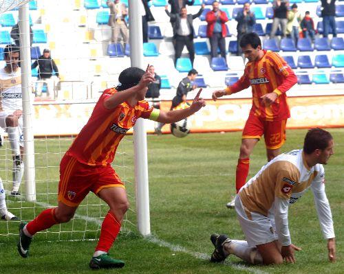 Süper Lig'de Kayserispor, Ankaragücü'nü 2-0 yendi.