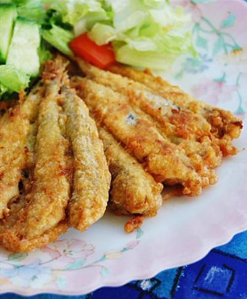 En fazla 20 cm. uzunluğa ulaşan gümüşün özellikle una bulunmuş tavası lezzetli olur.