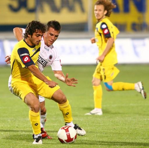 TBMM 90. Yıl Kupası'nın ikinci karşılaşmasında Gençlerbirliği, Ankaragücü'nü 1-0 yenerek finalde Ankaraspor'un rakibi oldu.