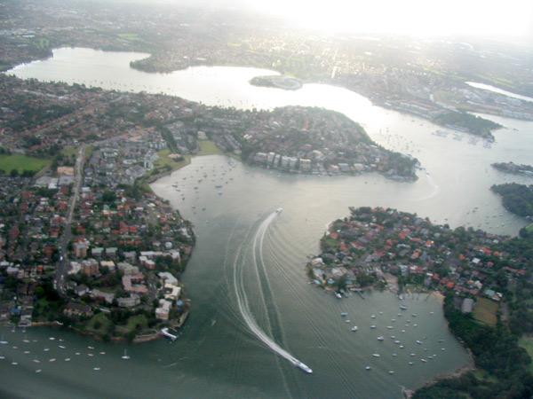 <p><span style="color: #0000ff;"><strong>Adana :</strong> </span>2 Milyon 108 Bin 805</p>