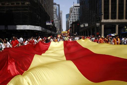New York'ta 28'inci geleneksel Türk Günü Yürüyüşü ve Festivali büyük bir coşkuyla yapıldı. Törenlere F.Bahçe, G.Saray, Beşiktaş, Trabzon ve Karşıyaka taraftarları damga vurdu.
