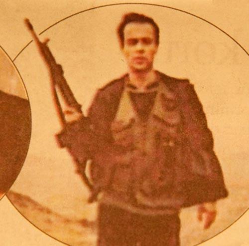 Ersever jandarma operasyolarına sivil kıyafetlerle katılıp G-3 tüfeğiyle hatıra fotorafı da çektirmiş...