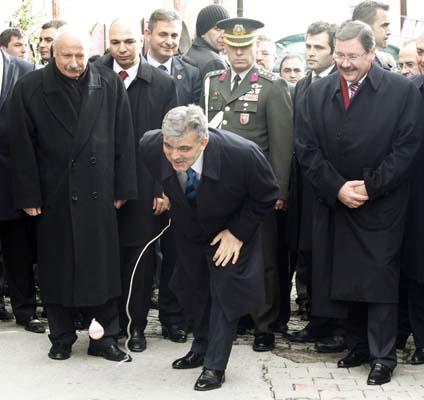 Cumhurbaşkanı Abdullah Gül topaç oynadı