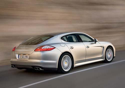 Yeni Porsche Panamera