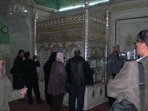 Emeviye bünyesinde Hz. Hüseyin R. A. Türbesi