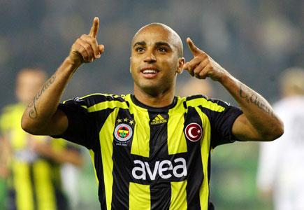 Deivid De Souza, 2006 yılında Sporting Lisbon takımından 4.5 milyon euro karşılığı alındı ilk sene verimsiz görünsede geçtiğimiz sene sergilediği performansla kalitesini ispat etti ama bu sezona talihsiz bir sakatlıkla başladı