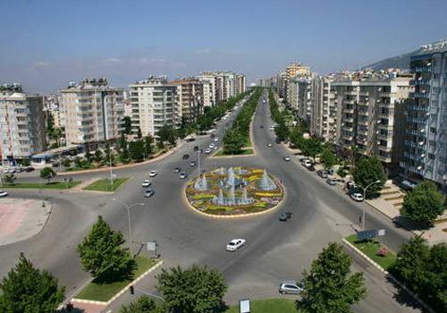 KAHRAMANMARAŞ ---

AK Parti Kahramanmaraş İl Başkanlığının, 24. Dönem Milletvekili Genel Seçimi'nde, Kahramanmaraş'tan milletvekili adayı olacakların belirlenmesine ilişkin temayül yoklaması yapıldı.

Temayül yoklamasında en fazla oy alan 10 aday ise şöyle: ''Sıtkı Güvenç 1094, Mahmut Arıkan 765, İdris Tezcan 663, Koray Kıraç 636, Mustafa Aydoğar 602, Yıldırım Ramazanoğlu 502, Hamza Akbaş 486, Mevlüt Kurt 471, Hamit Bülent Eken 464, Nedim Şerefoğlu 450.''