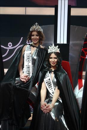 Miss Turkey 2009 Güzellik Yarışması'nda, birincilik tacı Ebru Şam'ın oldu. İşte Miss Turkey 2009...