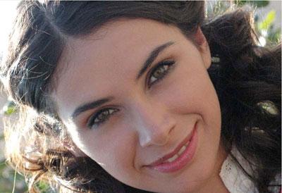 <b>Ameliyattan korkup, kaçıyor</b>
<br><br>
Begüm Birgören de bel ağrılarından muzdarip olan oyunculardan. Zaman zaman nükseden ağrılara inatla direnen güzel oyuncu, Eğer ağrılarım daha da çekilmez hale gelirse o zaman ameliyat olacağım dedi.