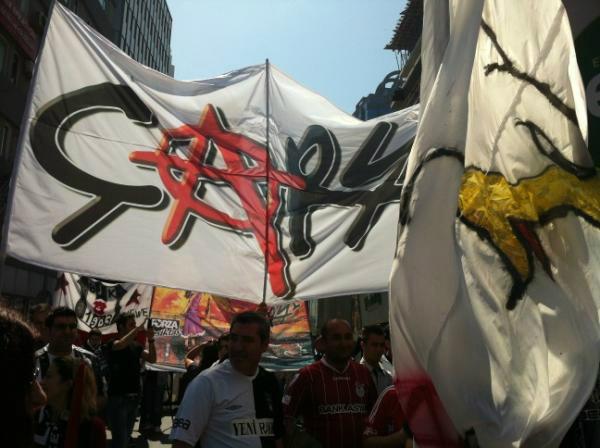 Fotoğraf: İsmet Berkan twitter.com/@ismet_berkan