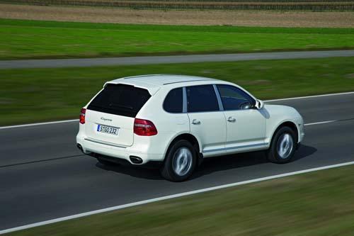 Beklenen oldu: Dizel Porsche Cayenne