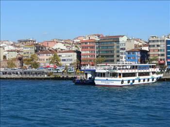 <p>Semt      : <strong>Kadıköy</strong></p>
<p>En düşük : <strong>180 Bin TL</strong></p>
<p>En yüksek:<strong> 250 Bin TL</strong></p>