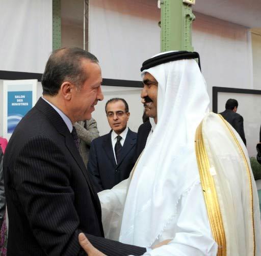BASBAKAN RECEP TAYYIP ERDOGAN, PARIS'TE DEVAM EDEN ''AKDENIZ ICIN BIRLIK'' ZIRVESINDE BAZI IKILI TEMASLARDA BULUNDU. BASBAKAN ERDOGAN, GRAND PALAIS'TE YAPILAN ZIRVEDE, KATAR EMIRI SEYH HAMAD BIN KHALIFA AL THANI ILE GORUSTU.