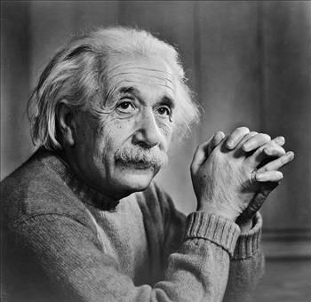 Albert Einstein

IQ Düzeyi: 160