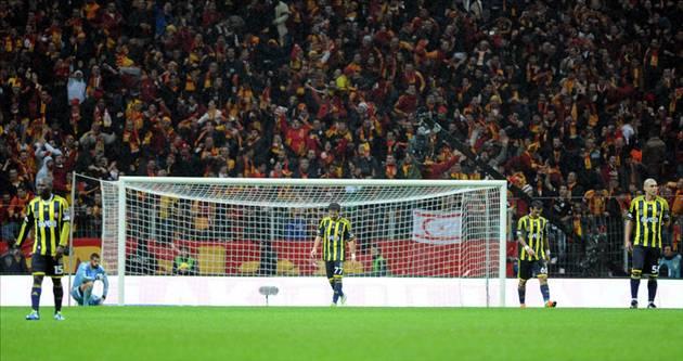 Muslera : "Bilseydim maçı tribünden izlerdim" :D