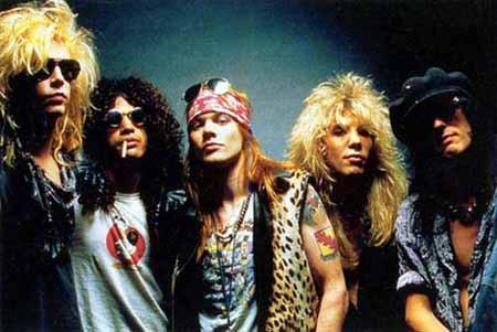 <p><strong><span style="color: #0000ff;">2) Guns N' Roses - "Chinese Democracy" <span style="color: #000000;">Parçasının</span><span style="color: #000000;"> video klibini izlemek için </span><span style="color: #ff0000;"><a href="http://www.haber7.com/video-galeri.php?cID=14558" target="_blank"><span style="color: #ff0000;">TIKLAYINIZ...</span></a></span></span></strong></p>