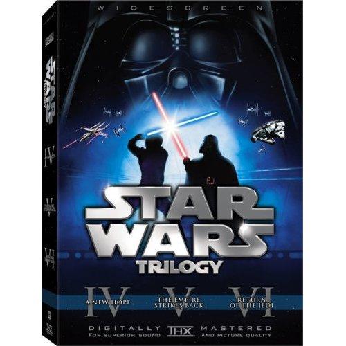 Star Wars ---

George Lucas’ın ‘Yıldız Savaşları’ film serisinin popülerliği fanatik seyircilerin taleplerini karşılamakta tamamen hazırlıksız olan satıcıları şaşırtmıştı. Kenner’ın ürettiği puzzle ve oyunlar başarılıydı ama asıl sükse ilk dört figürle geldi: Luke Skywalker, Princess Leia, Chewbacca ve R2-D2. Son olarak Han Solo, Obi-Wan Kenobi, Darth Vader, C-3PO ve diğerleri gruba katıldı.