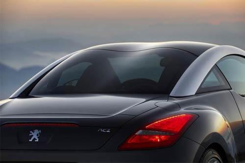 Her şeyi ile çok farklı: Peugeot RCZ