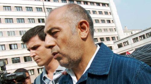 <b>Mehmet Koçarslan:</b> Dünya Ticaret Merkezi ile CNR Fuarcılık arasındaki rüşvet davasıyla ilgili 38 kişi gözaltına alındı. Bu kişiler arasında Koçarslan'ın da olması gerekiyordu ancak kayıplara karıştı ve 33 gündür ortada yok