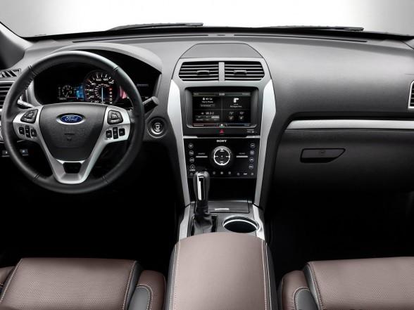 2013 Ford Explorer Sport