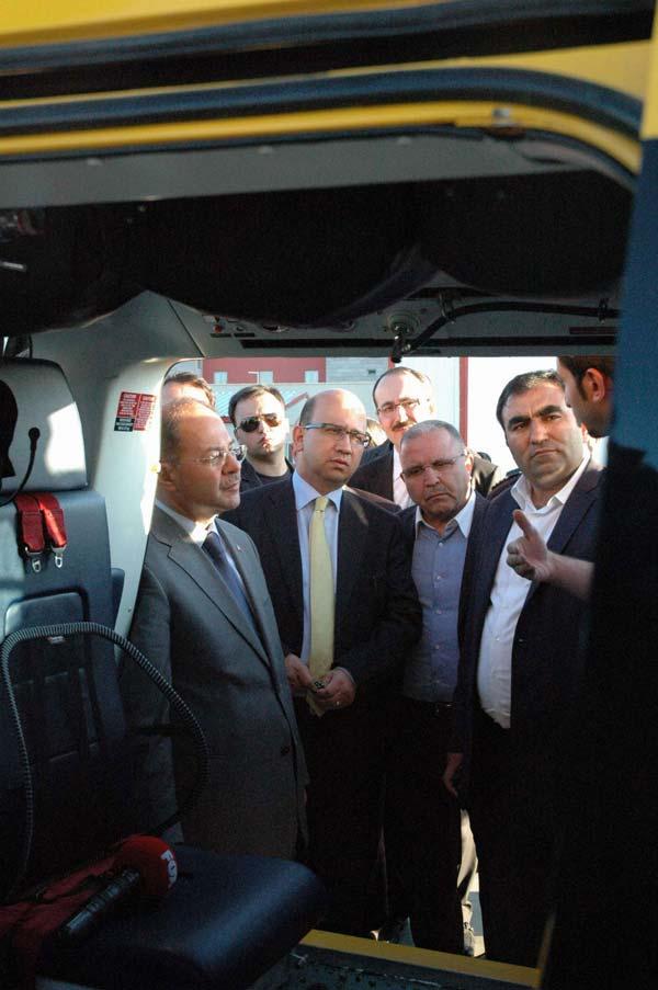 Sağlık Bakanı Recep Akdağ, ulusal basının yöneticilerini seçim bölgesi ve memleketi Erzurum'da ağırladı. Akdağ, gazetecilere şehri bizzat gezdirdi. Gezinin sonu keyifli bir geceyle bitti.
