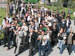 Kocaeli'nde gazetecilere dayak protesto edildi