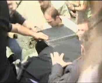 Gürcistan Cumhurbaşkanı Mihail Saakaşvili Gori'de korku dolu anlar yaşadı.