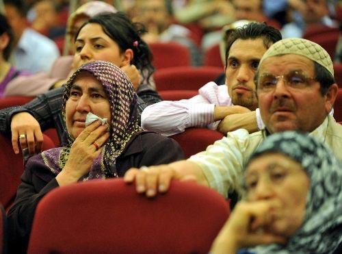 2009 yılı nda Hac görevini yerine getirecek vatandaşların kura çekimi Diyanet İşleri Başkanlığında yapıdı.Diyanet İşleri Başkanı Ali Bardakoğlu'nun da katıldığı kura çekim töreninde vatandaşlar bilgisayardan duvara aktarılan isimleri dikkatlice takip etti