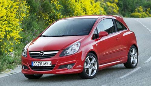 OPEL CORSA: %18 ÖTV ile 25.150 TL, %27 ÖTV ile 27.400 TL