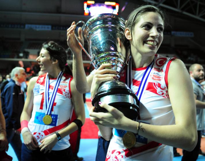 Vakıfbank Güneş Sigorta Türk Telekom, bu sezon Avrupa Şampiyonlar Ligi şampiyonluğuna oynadığı tüm maçlarını kazanarak ulaştı.