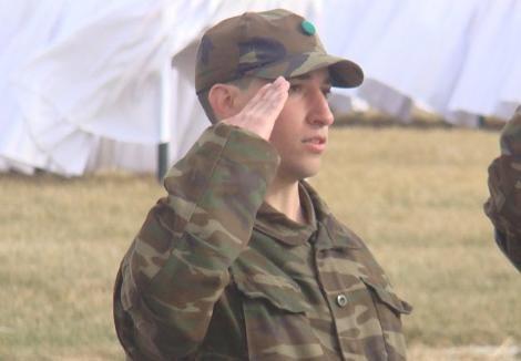 Barış Manço'nun küçük oğlu Batıkan Manço 2010 yılının son günlerinde askerliğini Erzincan'da yapmaya başladı.