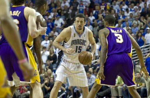 Hidayet'in de forma giydiği NBA final serisi 4. maçında Los Angeles Lakers, Orlando Magic'i uzatmalarda yıkmayı başarırken malesef Hidayet son anlarda kendine bağlanan umutları yıktı