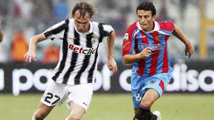 fanatik-Krasiç için dev kapışma


Calciomercatoweb.coma konuşan Krasicin menaceri Dejan Joksimovic, Oyuncum, önümüzdeki günlerde Milos Giuseppe Moratta (Sportif direktör) ile bir araya gelerek kulübün kendisi hakkındaki kararını öğrenecek. Kiralık olarak veya bonservisiyle birlikte takımdan ayrılmak istediğini iletecek dedi. Joksimovic, Krasicle ilgilenen kulüpler hakkında da bilgi verirken, Chelsea, Inter, Tottenham ve Fenerbahçeden teklifler var