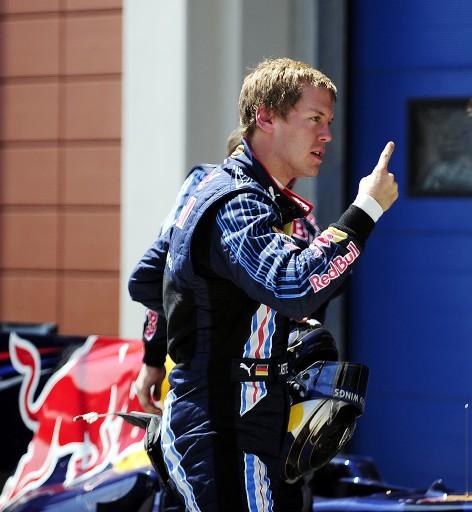 Formula 1'de sezonun 7. yarışı olan ING Türkiye Grand Prix'sinde, bugün yapılan sıralama turunun galibi Red Bull Racing'in Alman pilotu Sebastian Vettel oldu