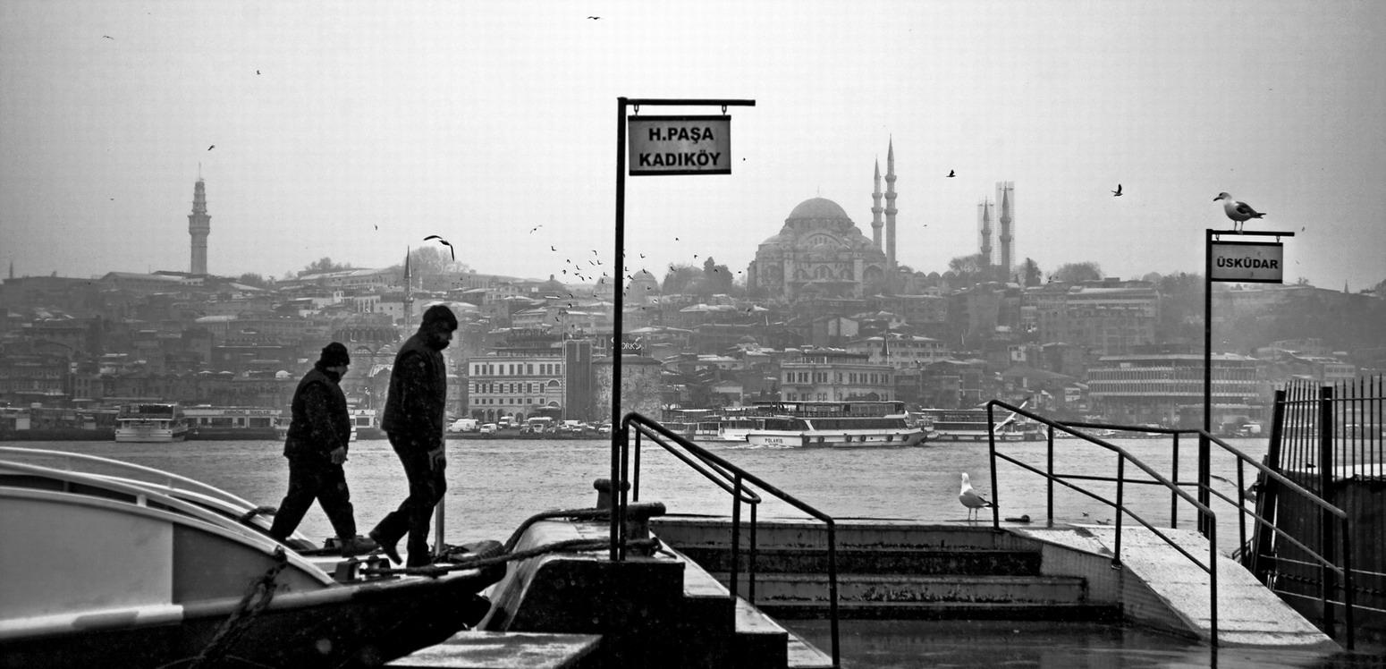 M e l a n k o l i s t a n b u l sergisi