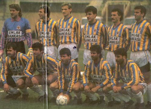Bu arada Fenerbahçe ise 1990-91 sezonunda ligi 53 gol atıp, 53 gol yiyerek, sıfır (0) averajla kapattı.