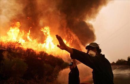 27 Ağustos 2007... Yunanistandaki orman yangınları