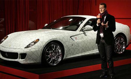 Lüks otomobil üreticisi Ferrari'nin 599 GTB Fiorano modeli temel alınarak sadece 1 adet üretilen ''China Limited Edition'' modeli 1,2 milyon avroya alıcı buldu. Aracın Şangaylı bir müşteriye satıldığı belirtildi. İşte teknoloji harikası aracın fotoğraflar