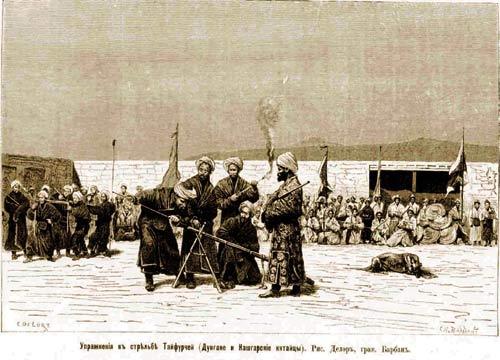 Gulca (Kulca) (Uygurca: Ğulca shehiri; Çince: Pinyin: Yíníng), Sincan Uygur Özerk Bölgesinde (Doğu Türkistan), Çin Halk Cumhuriyetine bağlı bir şehirdir. Mevki itibariyle İli Irmağı kıyısında, Tien-şan (Tienjin) dağlarının kuzeyinde, Urumçi (Urumtsi)yi Alma-Ataya bağlayan yol üzerinde kurulmuştur.
<br><br>
Aynı zamanda bir ticaret merkezi olan şehrin nüfusu 200 bin civarındadır. Toprağı 56.000 km2dir.
<br><br<
Bir tarım ve ticaret merkezi olan Gulca, zengin ve verimli toprakları, bereketli sularıyla yağ ve çiftlik hayvanlarının ana üreticisi ve çok eski bir ticaret merkezidir. Ekonomisi çay ve sığır alım-satımı, tarım ve hayvancılığa dayanmaktadır. Ayrıca meyve bahçeleri vardır, yakınında demir ve kömür yatakları bulunur.
<br><br>
Tarihi boyunca siyasî bakımdan olmasa bile ticaret ve sanayi merkezi olarak, eski ehemmiyetini muhafazaya devam etmiştir. Buradan dışarıya yün, deri, pamuk, ham ipek ve hayvan ihraç edilir ve karşılığında kumaş, tuhafiye, madenî eşya, şeker ve petrol ithal edilir.
<br><br>
Halkının büyük bir kısmı Müslümandır. Ayrıca Mançu, Rus ve Çinli olmak üzere çeşitli topluluklar da vardır.