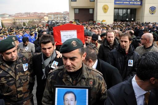 Özel Harekat Dairesi Başkanı Behçet Oktay için Emniyet Genel Müdürlüğü'nün Dikmen'deki binasında tören düzenlendi