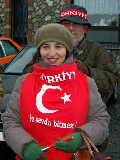 Belçika'daki "Türk Köyü" Faymonville'de düzenlenen karnaval olumsuz hava koşullarına rağmen coşkulu geçti.